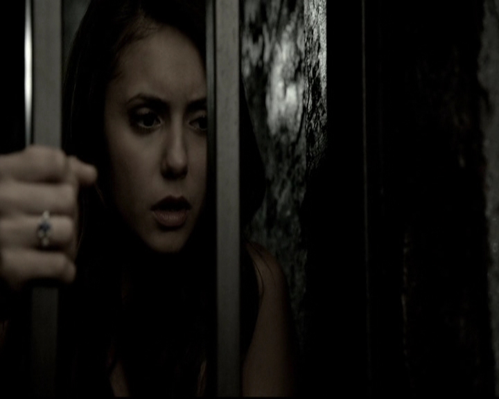 VampireDiariesWorld-dot-org_5x09TheCell1707.jpg