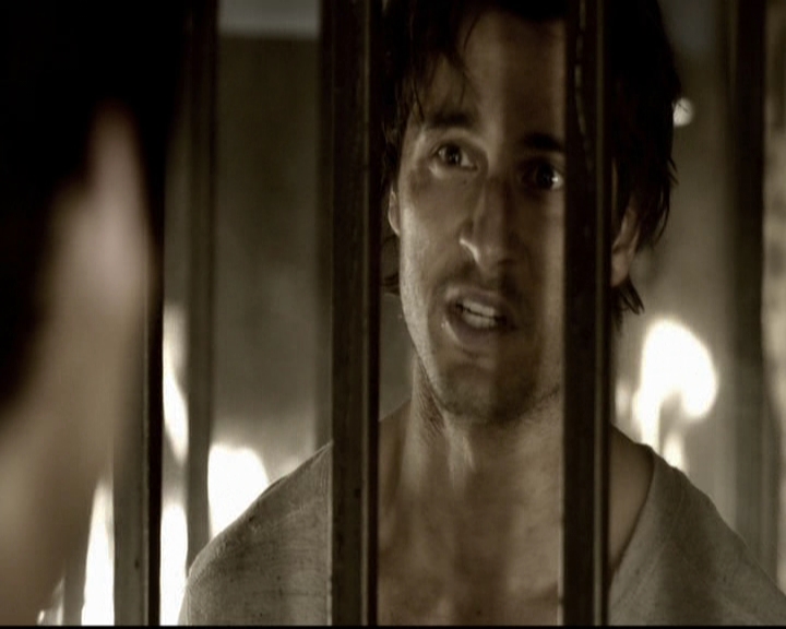 VampireDiariesWorld-dot-org_5x09TheCell1743.jpg