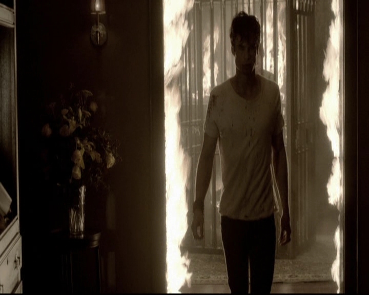 VampireDiariesWorld-dot-org_5x09TheCell1749.jpg
