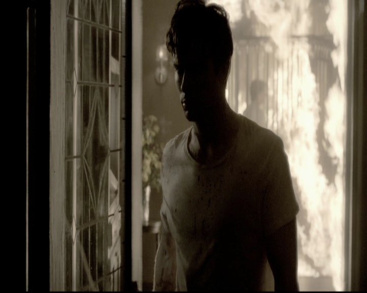 VampireDiariesWorld-dot-org_5x09TheCell1756.jpg