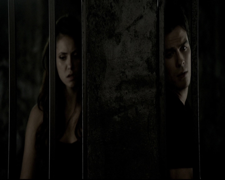 VampireDiariesWorld-dot-org_5x09TheCell1765.jpg