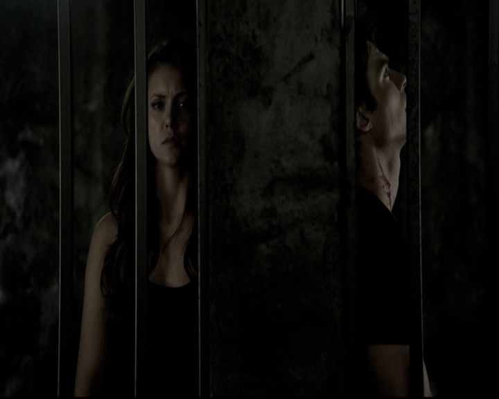 VampireDiariesWorld-dot-org_5x09TheCell1773.jpg