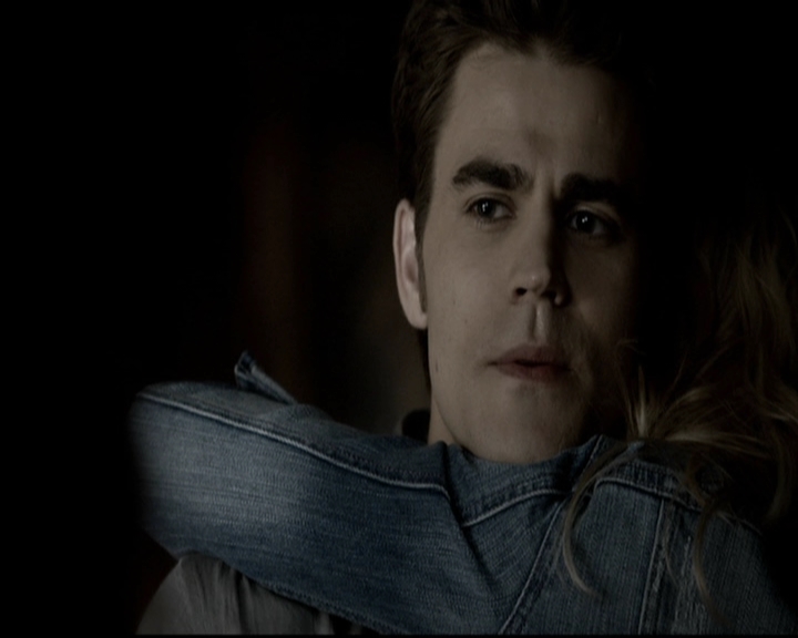 VampireDiariesWorld-dot-org_5x09TheCell1913.jpg