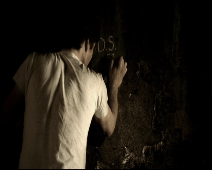 VampireDiariesWorld-dot-org_5x09TheCell1986.jpg