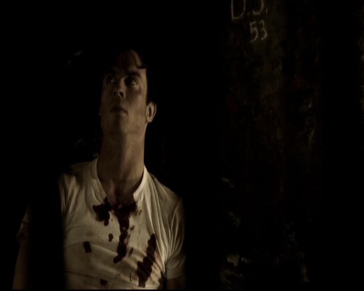 VampireDiariesWorld-dot-org_5x09TheCell2009.jpg