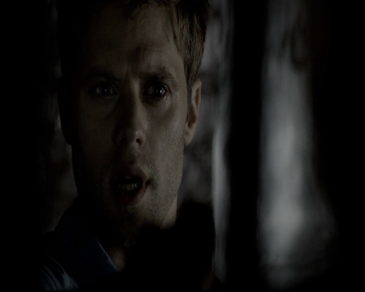 VampireDiariesWorld-dot-org_5x09TheCell2031.jpg