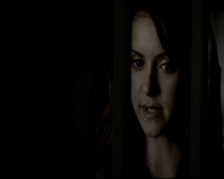 VampireDiariesWorld-dot-org_5x09TheCell2040.jpg