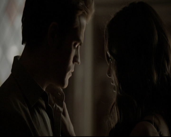 VampireDiariesWorld-dot-org_5x09TheCell2155.jpg VampireDiariesWorld-dot-org_5x09TheCell2155.jpg
