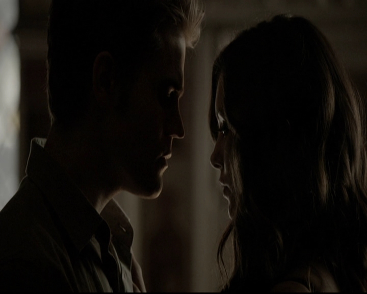VampireDiariesWorld-dot-org_5x09TheCell2165.jpg VampireDiariesWorld-dot-org_5x09TheCell2165.jpg