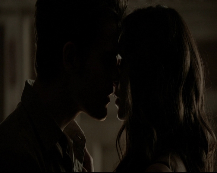 VampireDiariesWorld-dot-org_5x09TheCell2169.jpg