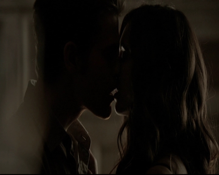 VampireDiariesWorld-dot-org_5x09TheCell2170.jpg