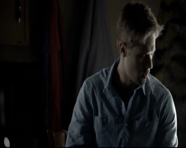 VampireDiariesWorld-dot-org_5x09TheCell2233.jpg