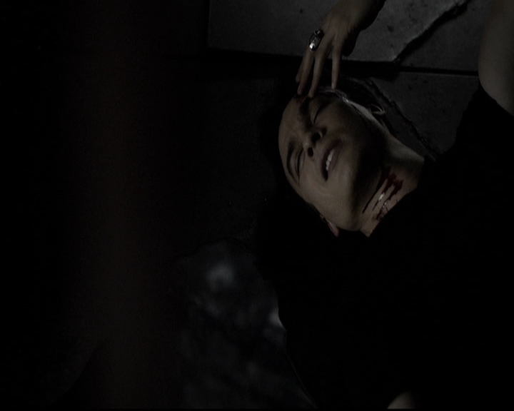 VampireDiariesWorld-dot-org_5x09TheCell2258.jpg