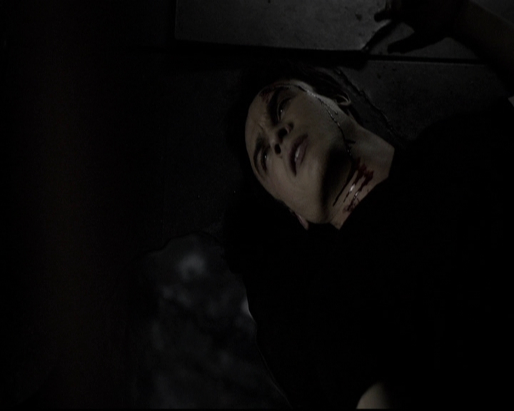 VampireDiariesWorld-dot-org_5x09TheCell2262.jpg