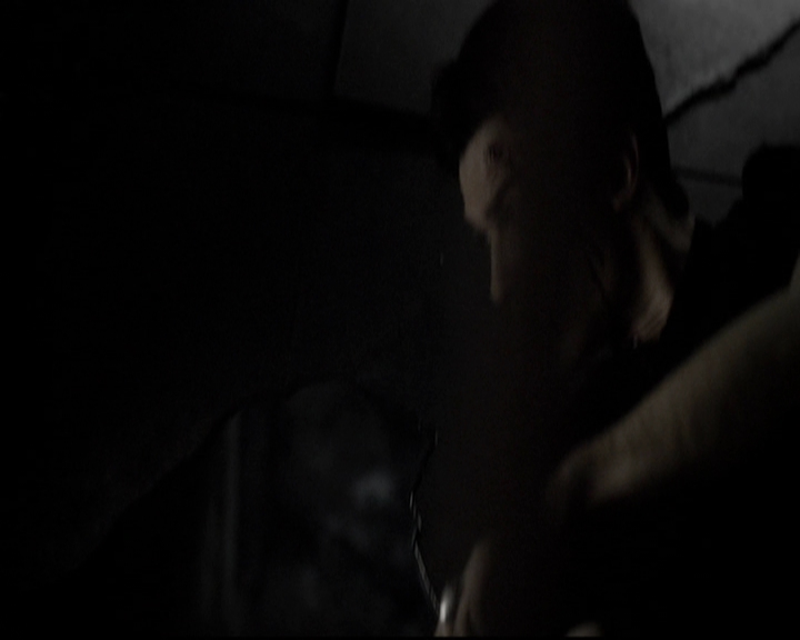 VampireDiariesWorld-dot-org_5x09TheCell2265.jpg