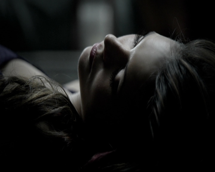 VampireDiariesWorld-dot-org_5x09TheCell2273.jpg