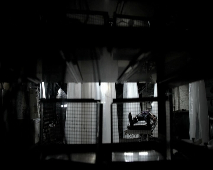 VampireDiariesWorld-dot-org_5x09TheCell2283.jpg