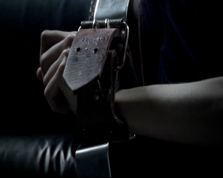 VampireDiariesWorld-dot-org_5x09TheCell2289.jpg