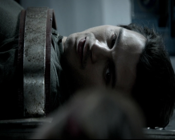 VampireDiariesWorld-dot-org_5x09TheCell2298.jpg