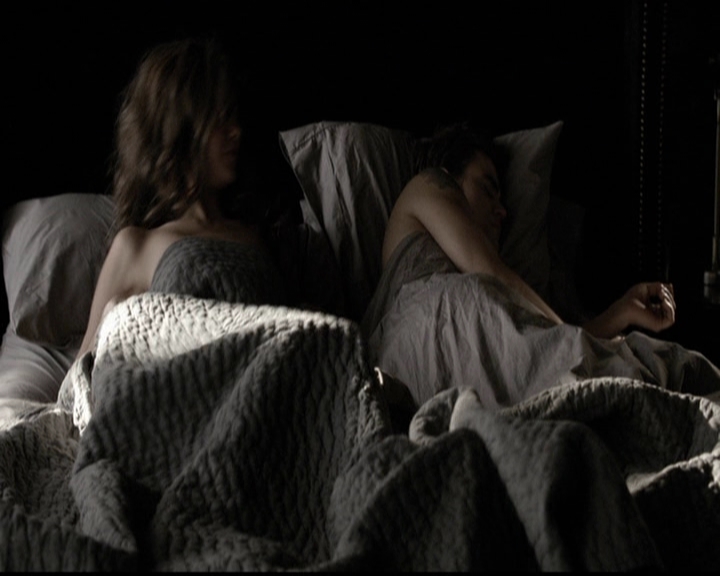 VampireDiariesWorld-dot-org_5x10FiftyShadesOfGrayson0152.jpg