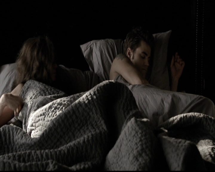 VampireDiariesWorld-dot-org_5x10FiftyShadesOfGrayson0164.jpg