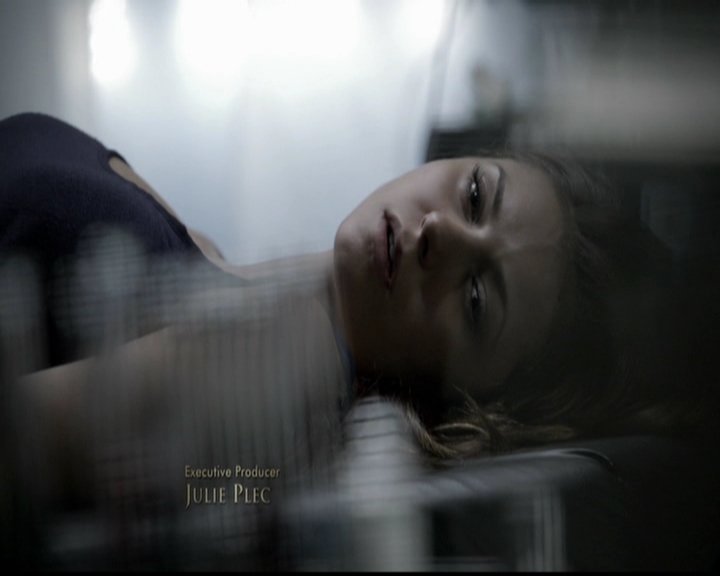 VampireDiariesWorld-dot-org_5x10FiftyShadesOfGrayson0250.jpg
