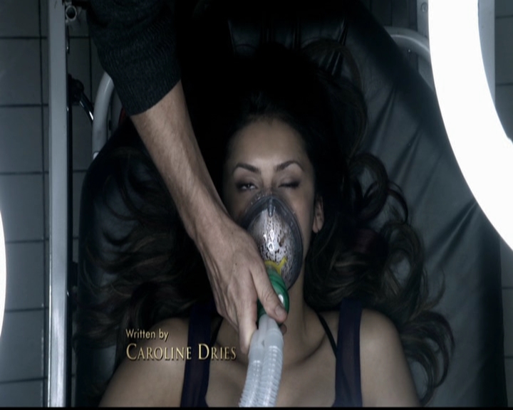 VampireDiariesWorld-dot-org_5x10FiftyShadesOfGrayson0282.jpg