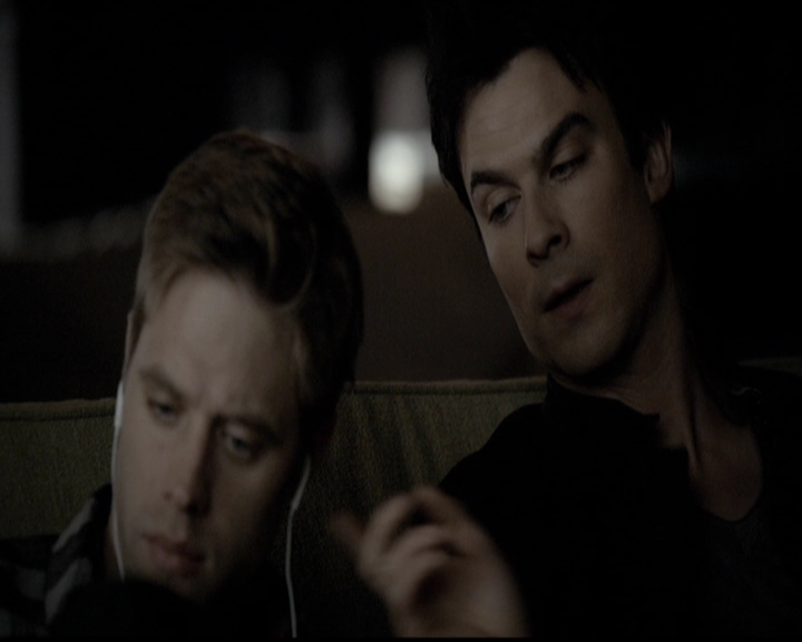 VampireDiariesWorld-dot-org_5x10FiftyShadesOfGrayson0318.jpg