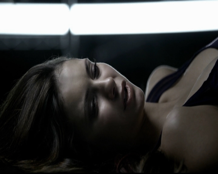 VampireDiariesWorld-dot-org_5x10FiftyShadesOfGrayson0417.jpg