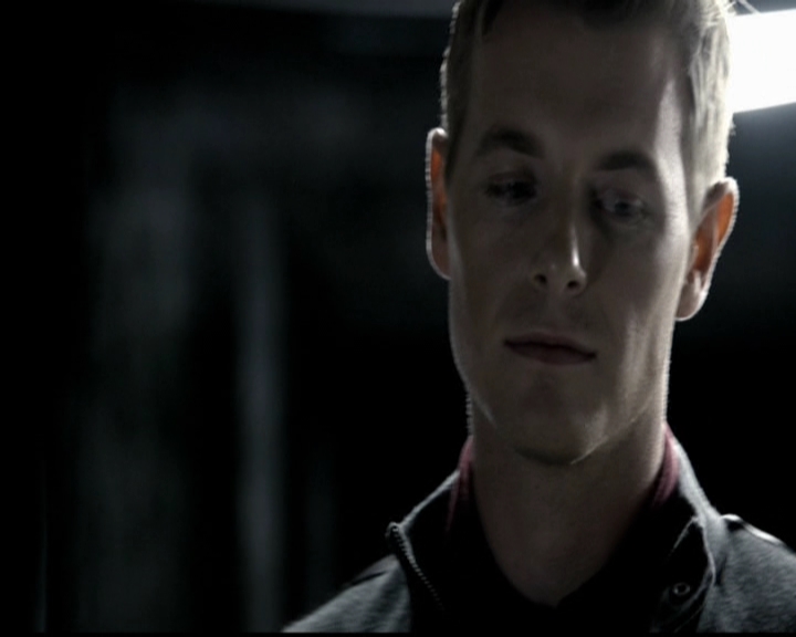 VampireDiariesWorld-dot-org_5x10FiftyShadesOfGrayson0425.jpg