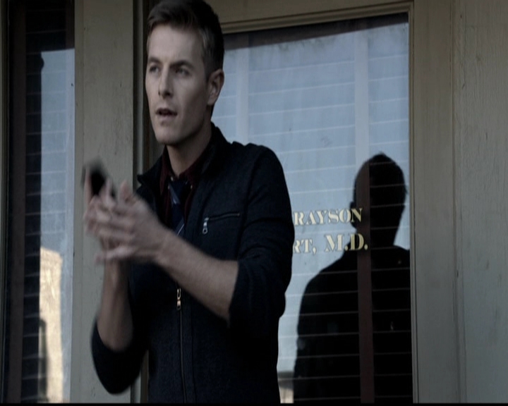 VampireDiariesWorld-dot-org_5x10FiftyShadesOfGrayson0503.jpg