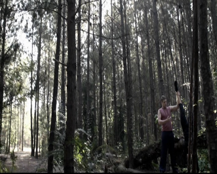 VampireDiariesWorld-dot-org_5x10FiftyShadesOfGrayson0571.jpg