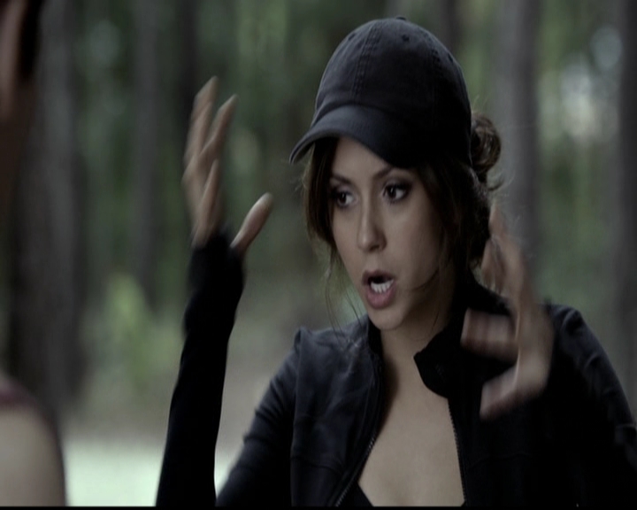 VampireDiariesWorld-dot-org_5x10FiftyShadesOfGrayson0601.jpg