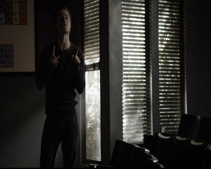 VampireDiariesWorld-dot-org_5x10FiftyShadesOfGrayson1032.jpg