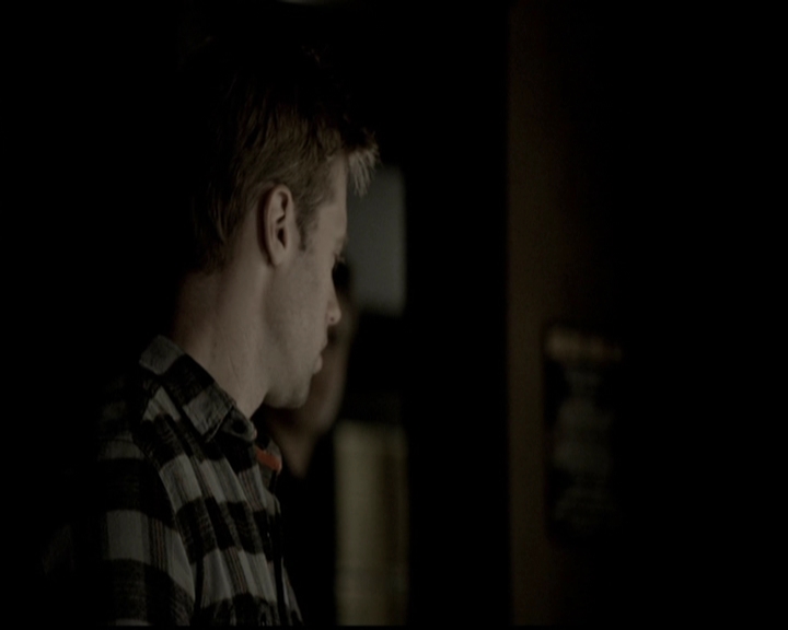 VampireDiariesWorld-dot-org_5x10FiftyShadesOfGrayson1470.jpg