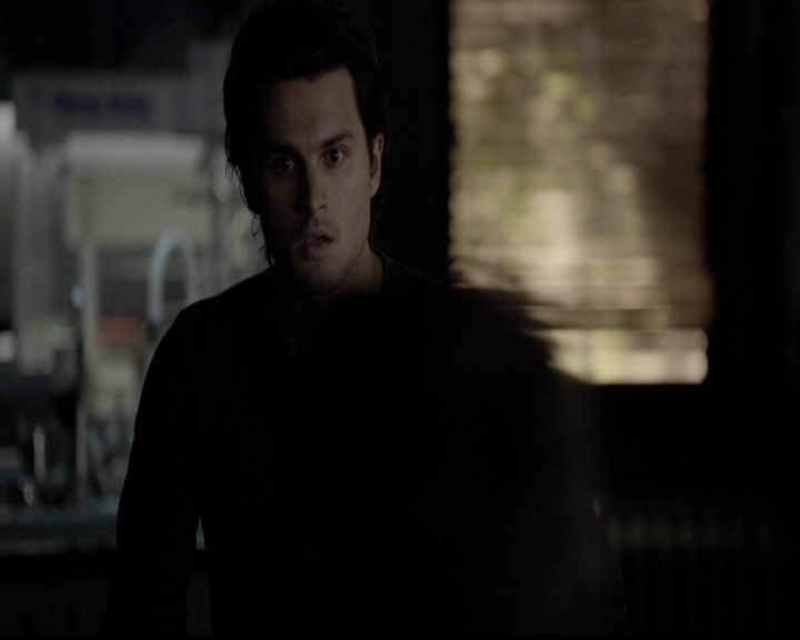 VampireDiariesWorld-dot-org_5x10FiftyShadesOfGrayson1804.jpg