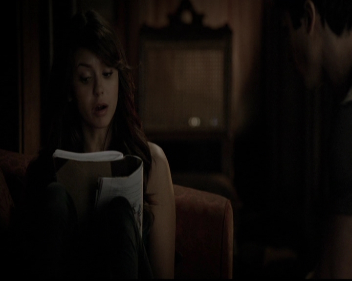 VampireDiariesWorld-dot-org_5x10FiftyShadesOfGrayson1927.jpg