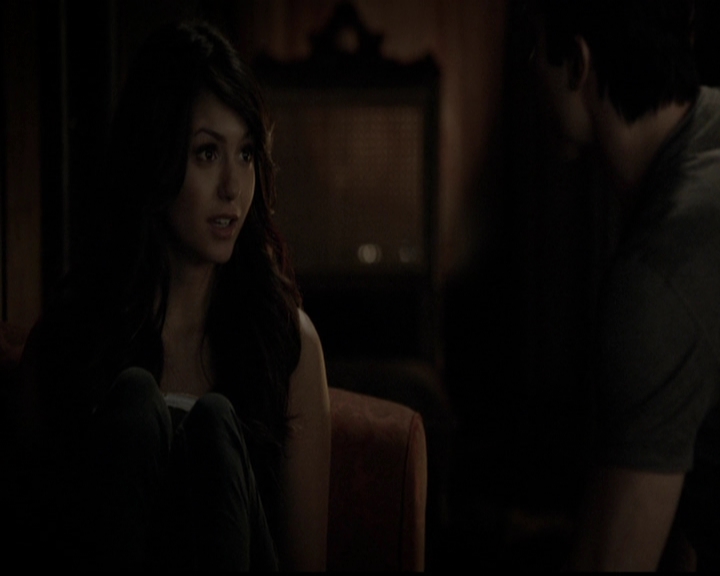VampireDiariesWorld-dot-org_5x10FiftyShadesOfGrayson1943.jpg