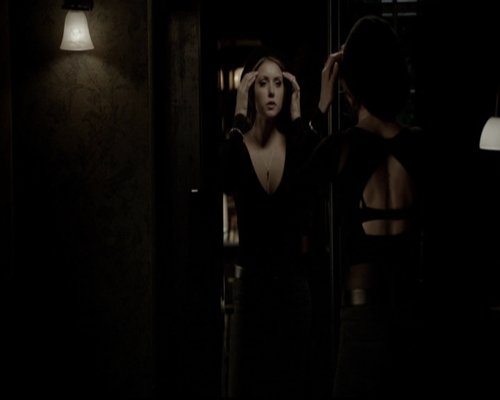VampireDiariesWorld-dot-org_5x10FiftyShadesOfGrayson2070.jpg