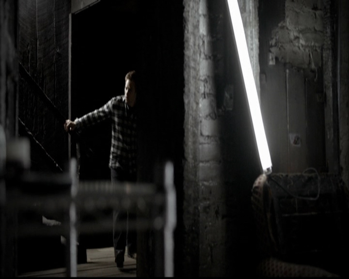 VampireDiariesWorld-dot-org_5x10FiftyShadesOfGrayson2201.jpg
