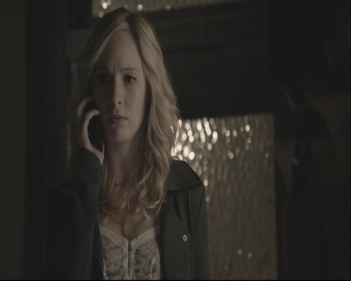 VampireDiariesWorld-dot-org_5x11-500YearsOfSolitude-deletedscene0008.jpg