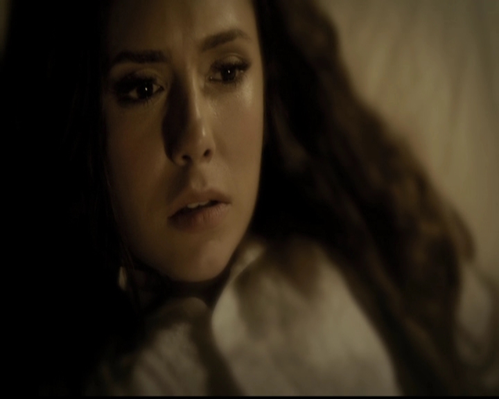 VampireDiariesWorld-dot-org_5x11-500YearsOfSolitude0103.jpg