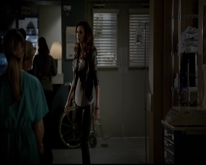 VampireDiariesWorld-dot-org_5x11-500YearsOfSolitude0111.jpg