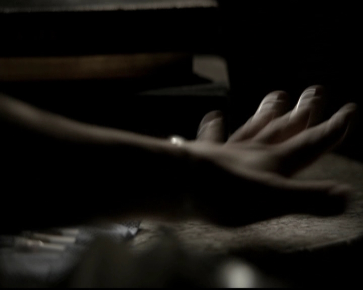 VampireDiariesWorld-dot-org_5x11-500YearsOfSolitude1277.jpg