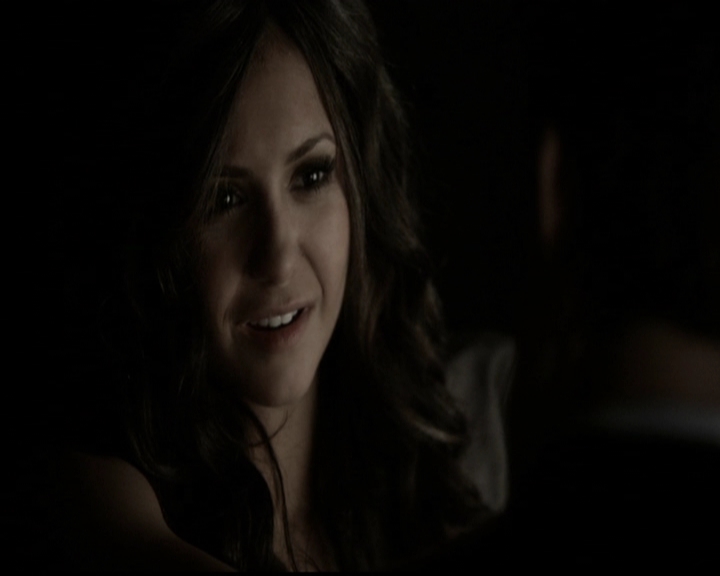 VampireDiariesWorld-dot-org_5x11-500YearsOfSolitude1301.jpg