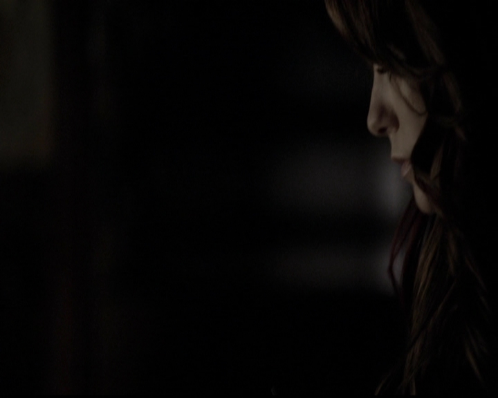 VampireDiariesWorld-dot-org_5x11-500YearsOfSolitude2203.jpg