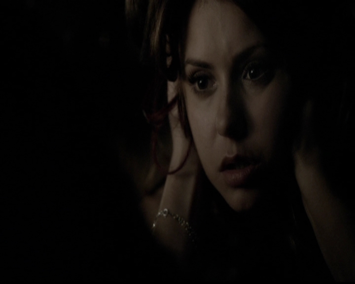 VampireDiariesWorld-dot-org_5x11-500YearsOfSolitude2241.jpg