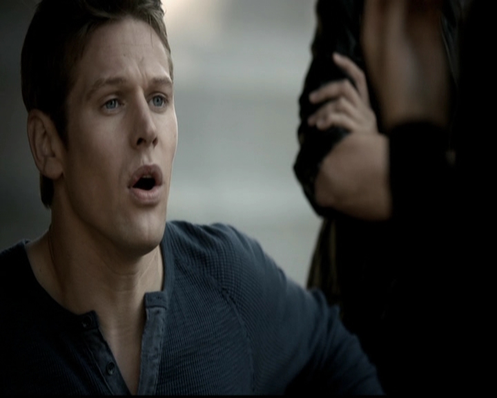 VampireDiariesWorld-dot-org_5x12TheDevilInside2503.jpg