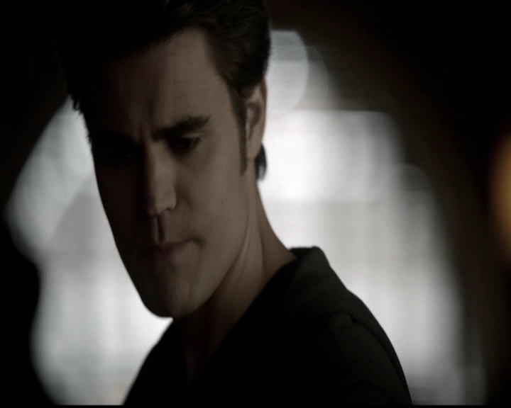 VampireDiariesWorld-dot-org_5x12TheDevilInside3024.jpg