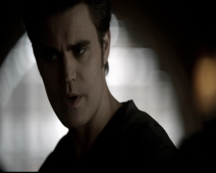 VampireDiariesWorld-dot-org_5x12TheDevilInside3025.jpg